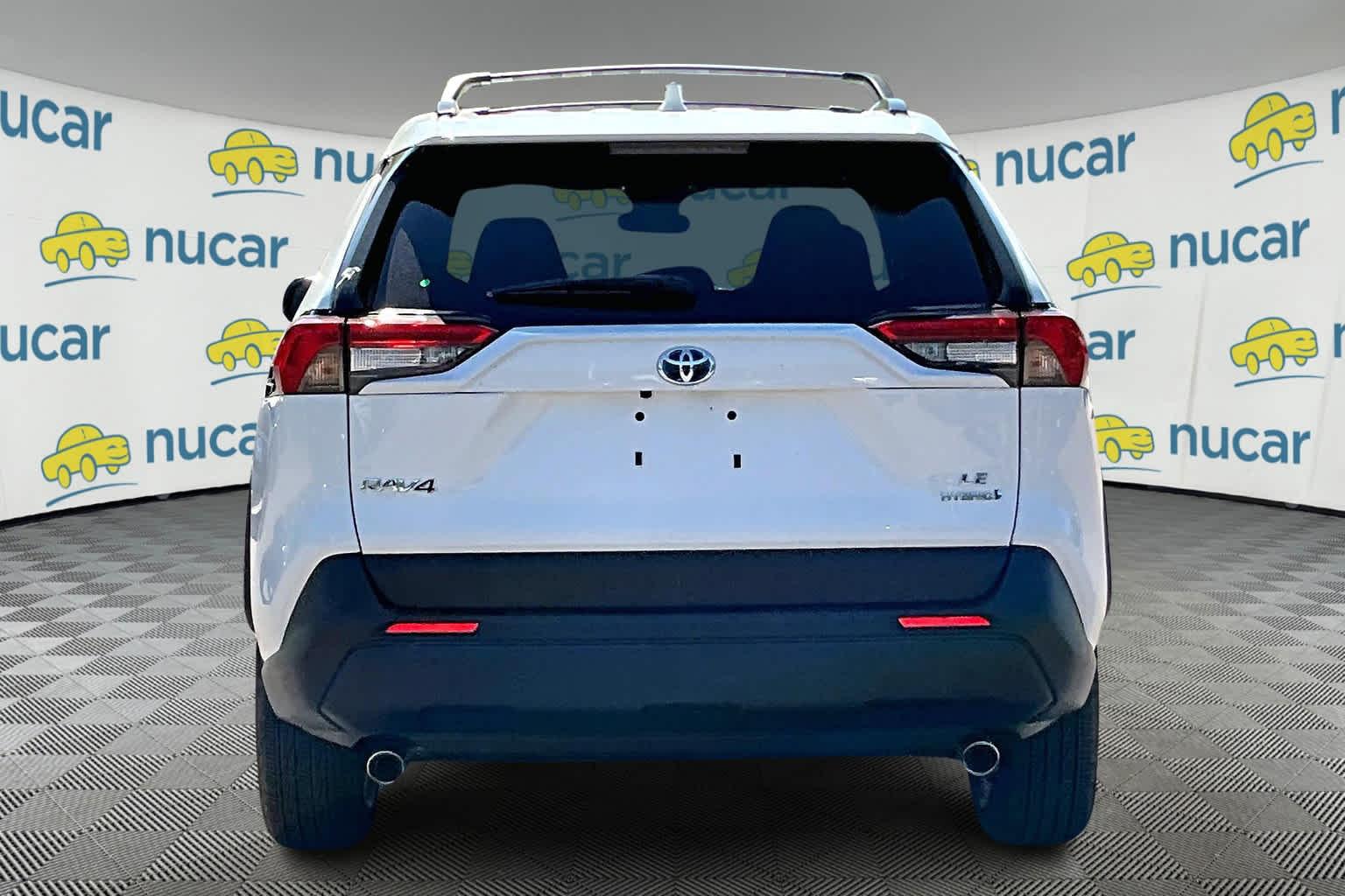 2024 Toyota RAV4 Hybrid LE - Photo 6