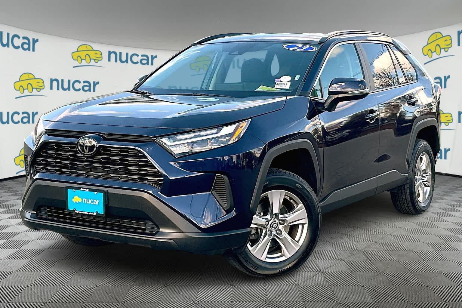 2023 Toyota RAV4 XLE - Photo 3