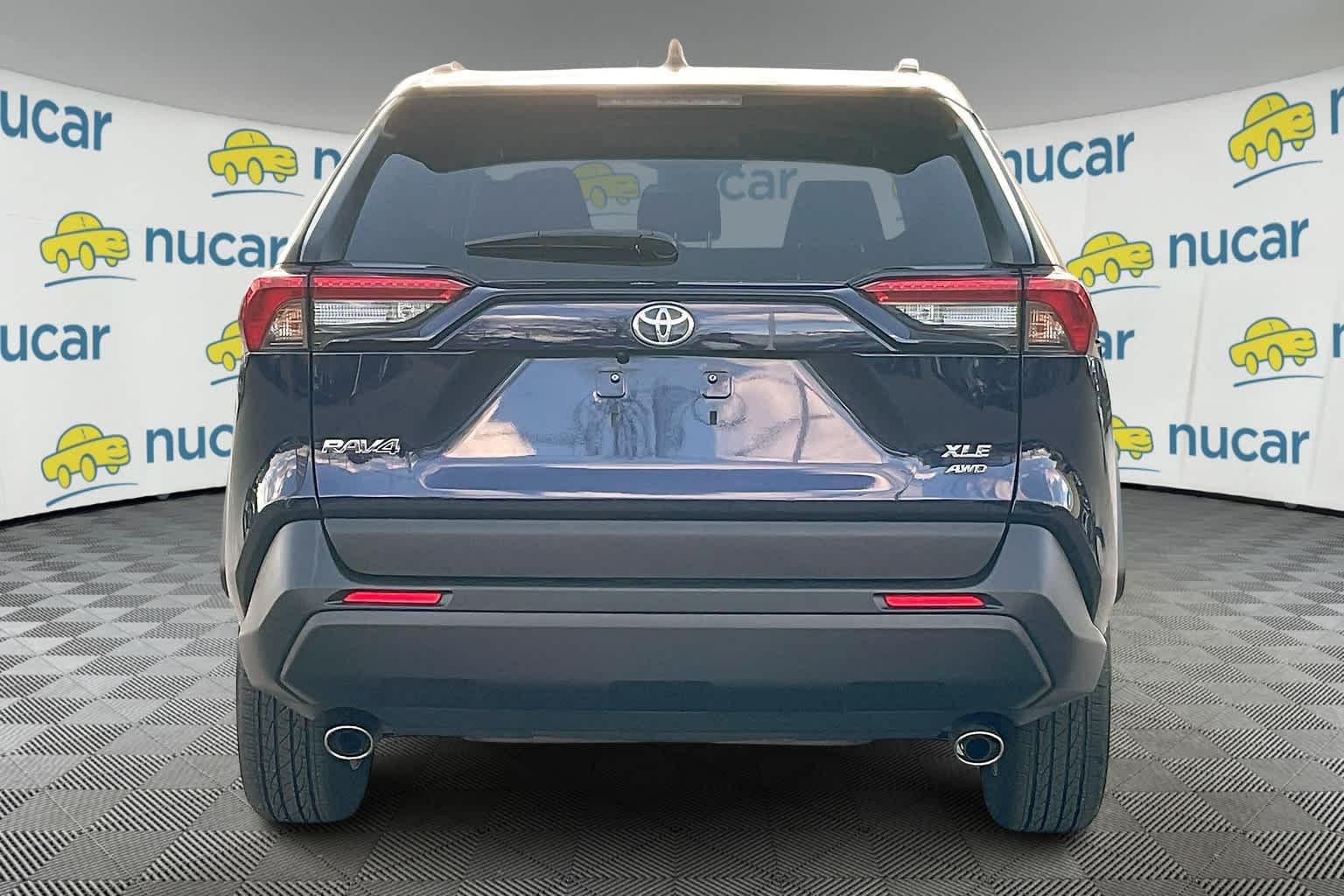 2023 Toyota RAV4 XLE - Photo 5