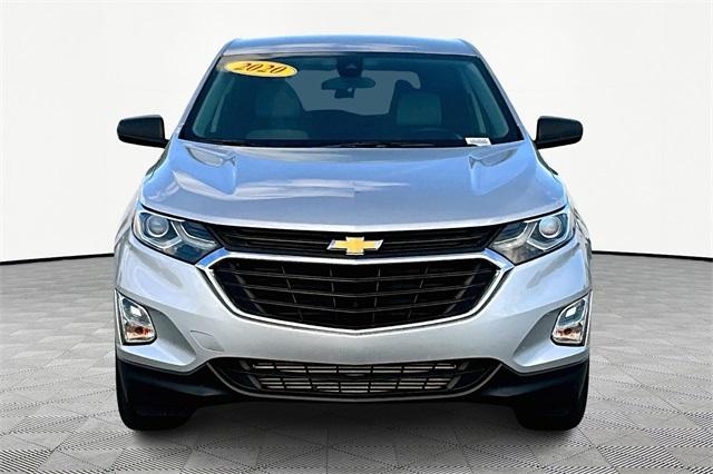 2020 Chevrolet Equinox LS - Photo 2