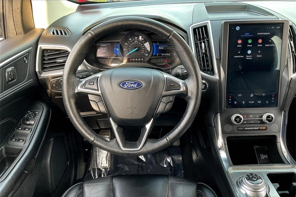 2022 Ford Edge Titanium - Photo 16