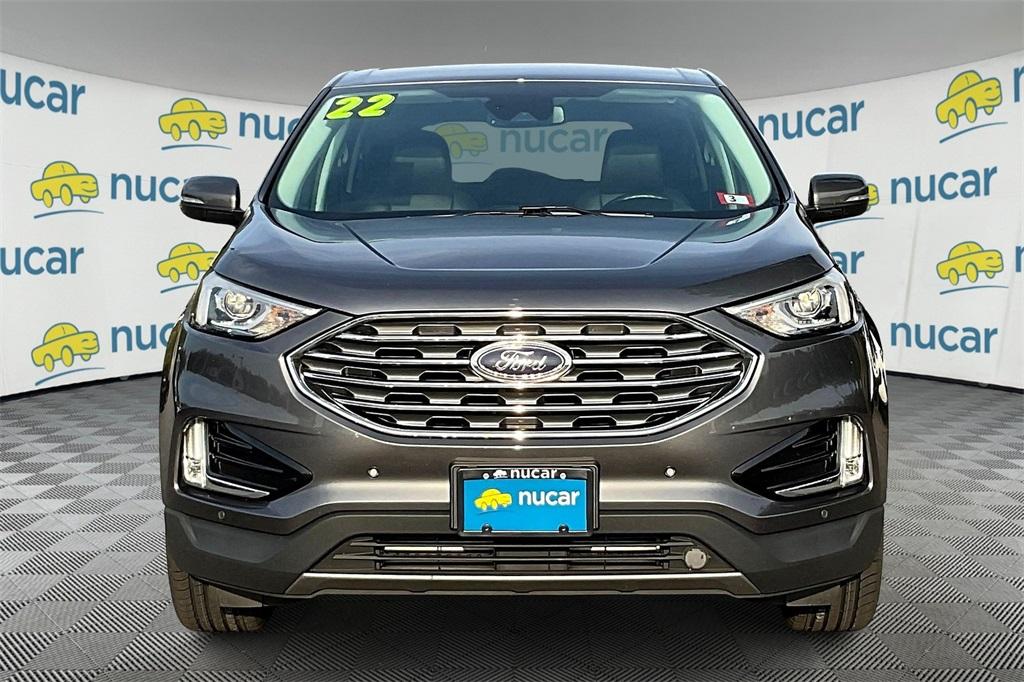 2022 Ford Edge Titanium - Photo 2