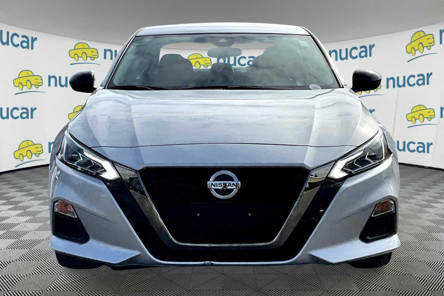 2020 Nissan Altima 2.5 SR - Photo 2