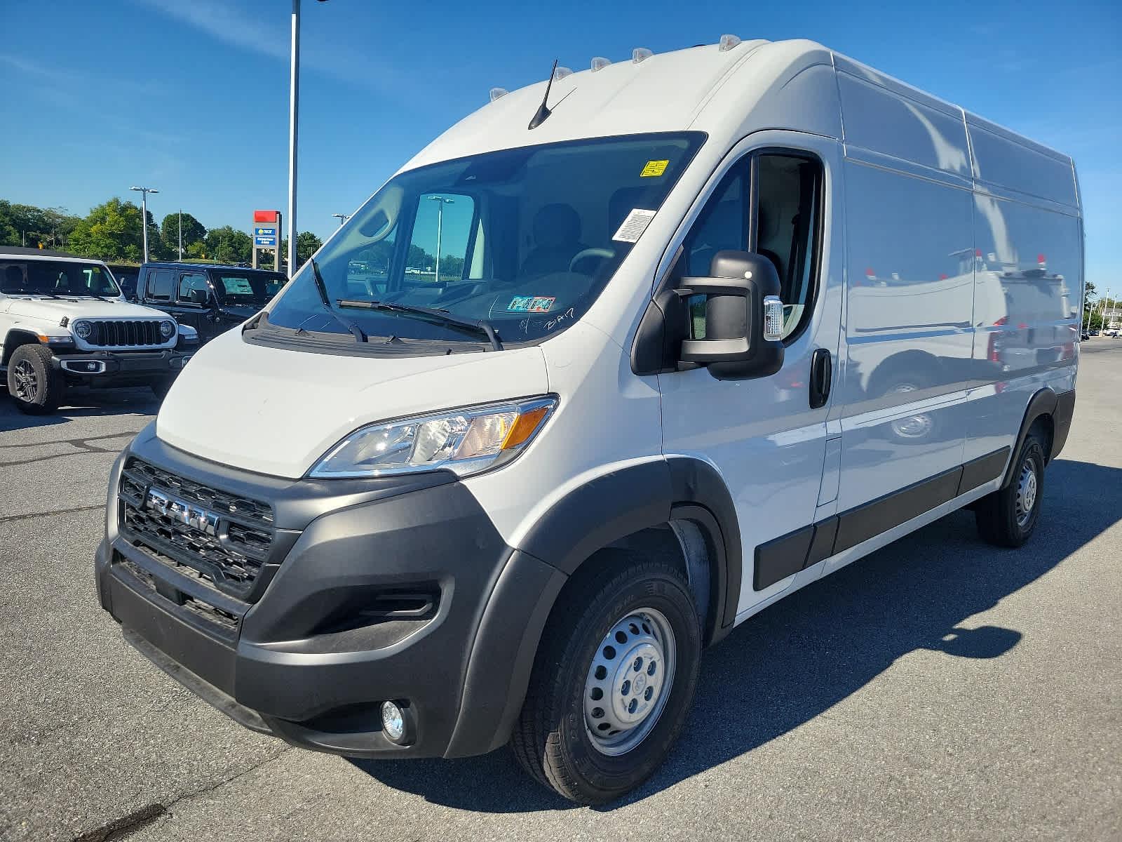 2024 Ram ProMaster Tradesman - Photo 2