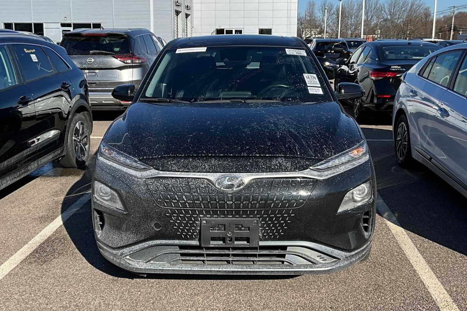 2021 Hyundai Kona Electric Limited - Photo 2