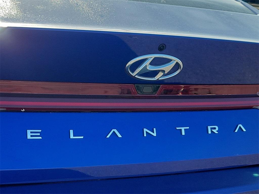 2022 Hyundai Elantra SEL - Photo 29