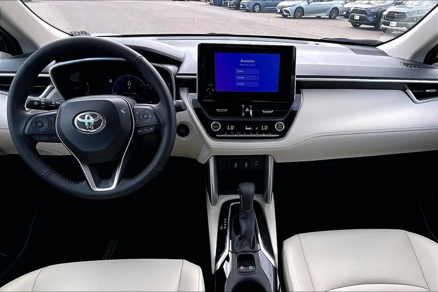 2024 Toyota Corolla Cross XLE - Photo 9