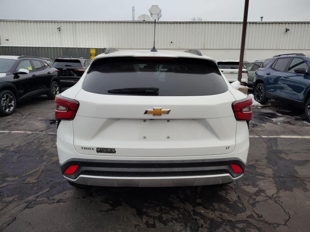 2024 Chevrolet Trax LT - Photo 6