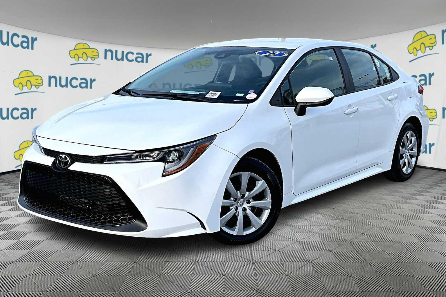 2022 Toyota Corolla LE - Photo 3