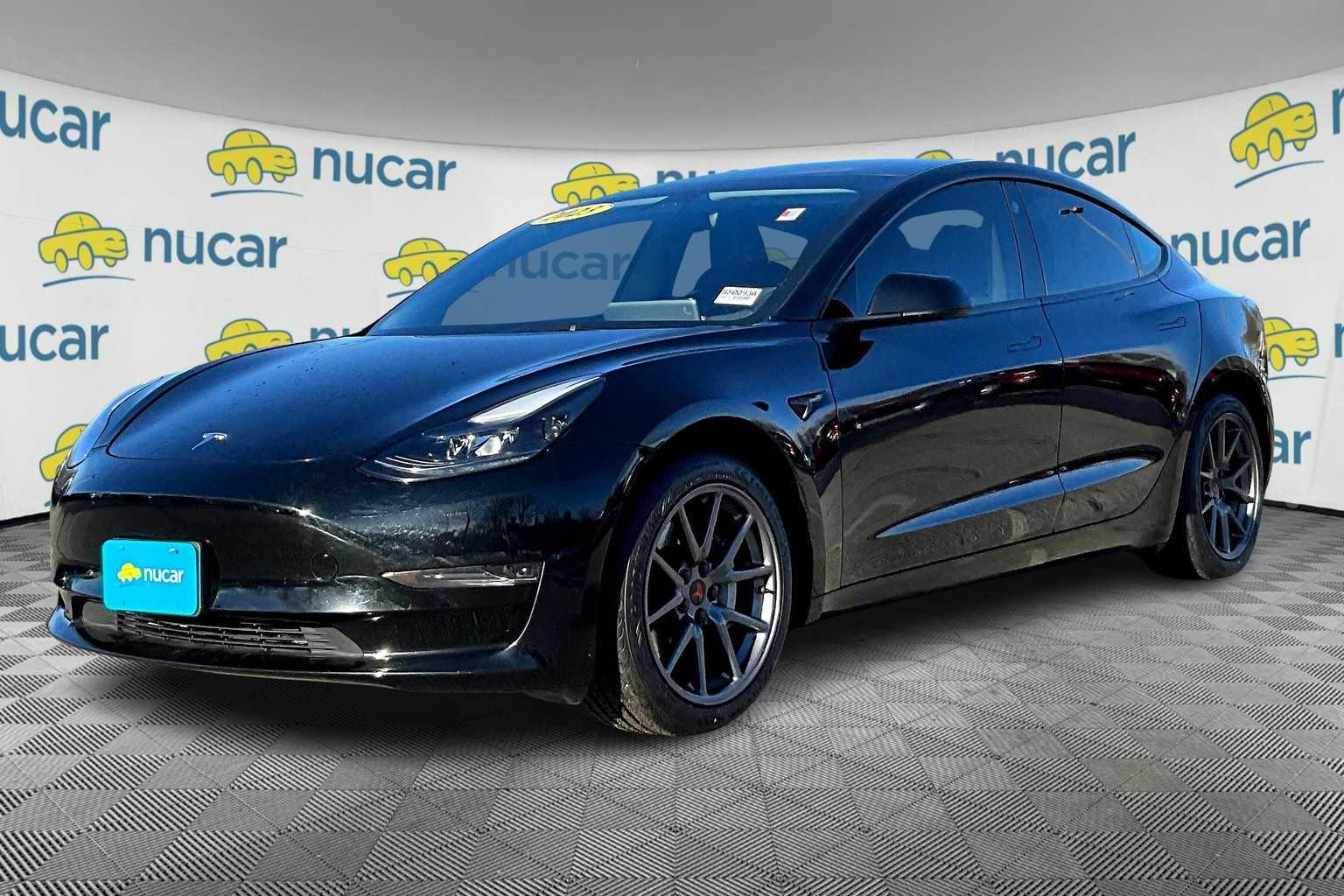 2023 Tesla Model 3  - Photo 3