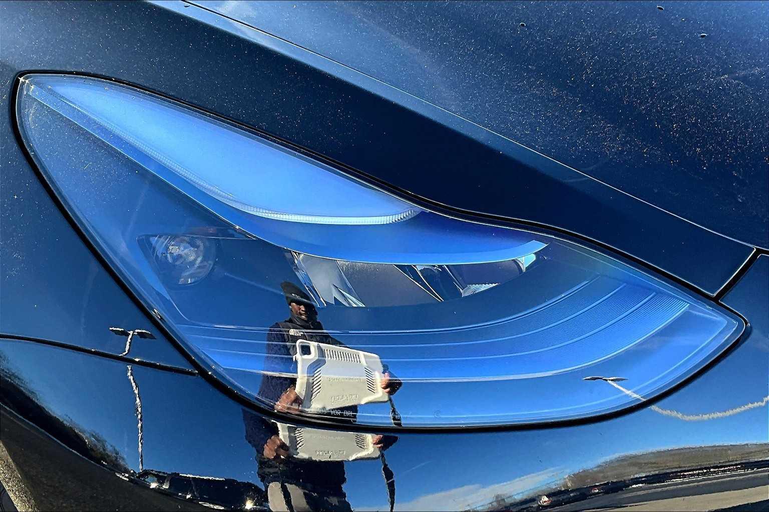 2023 Tesla Model 3  - Photo 32