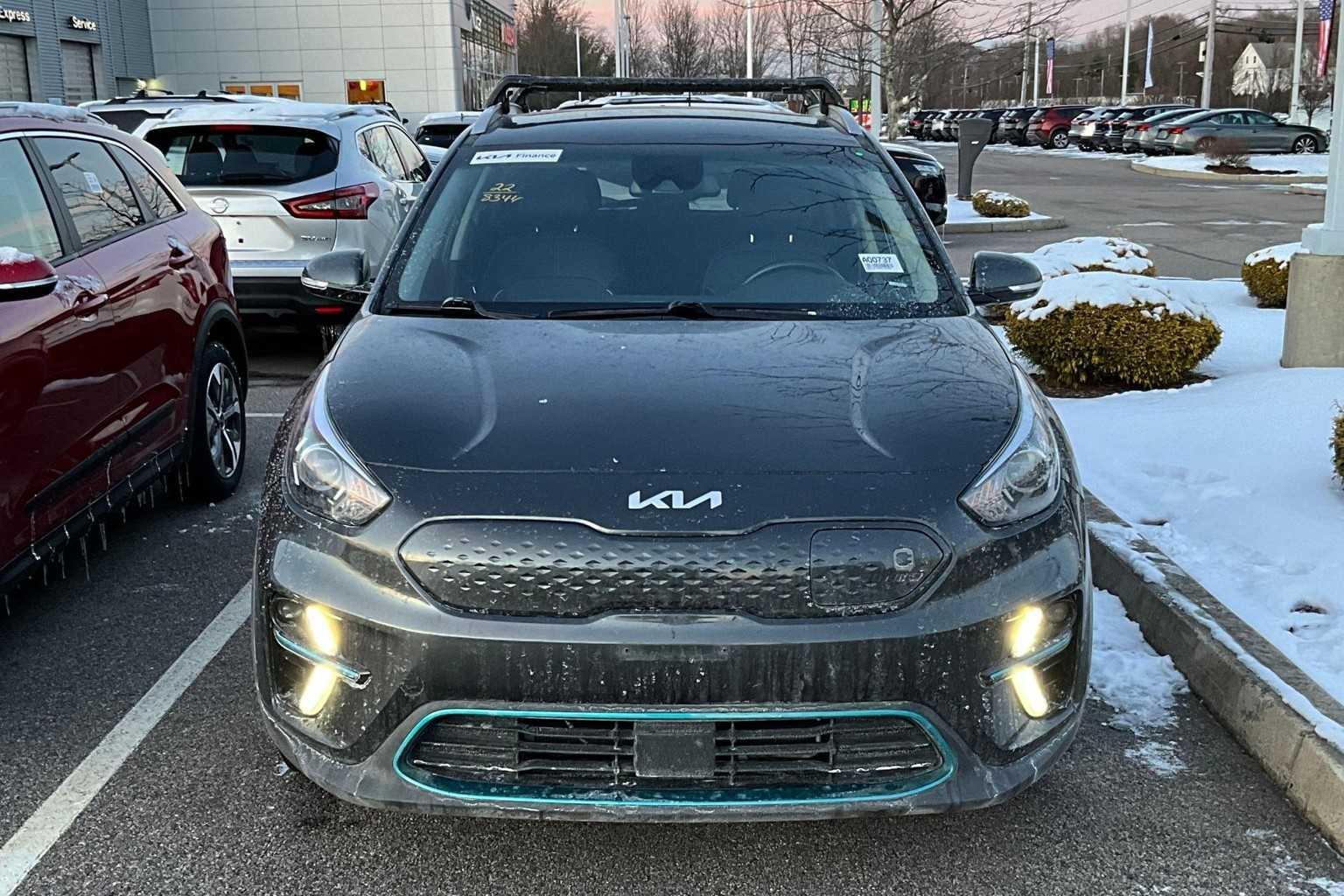 2022 Kia Niro EV EX - Photo 2