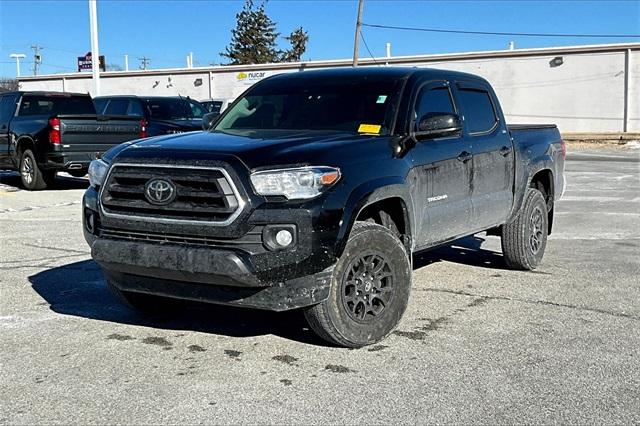 2022 Toyota Tacoma SR5 - Photo 2