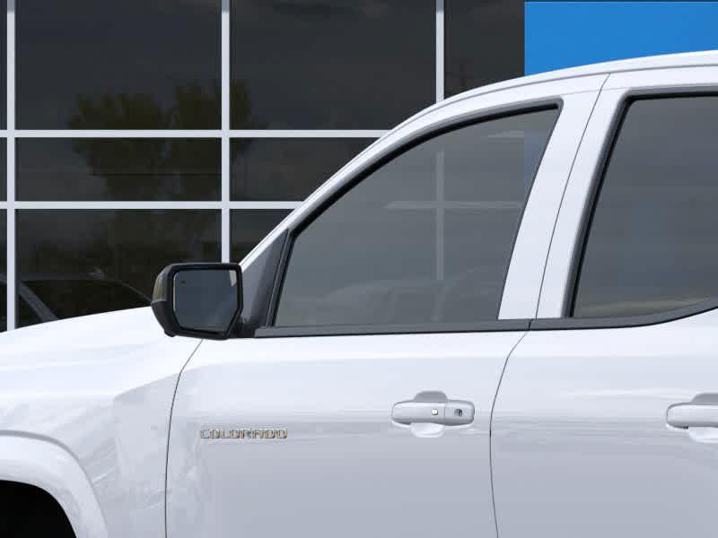 2025 Chevrolet Colorado 4WD LT - Photo 12