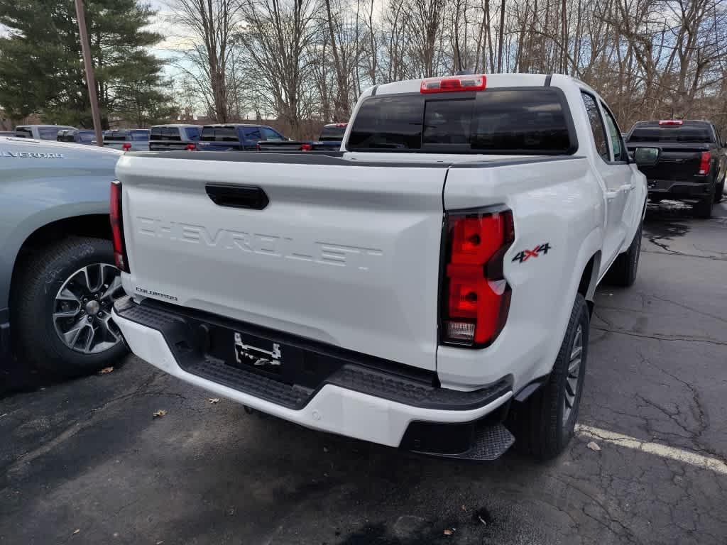 2025 Chevrolet Colorado 4WD LT - Photo 30