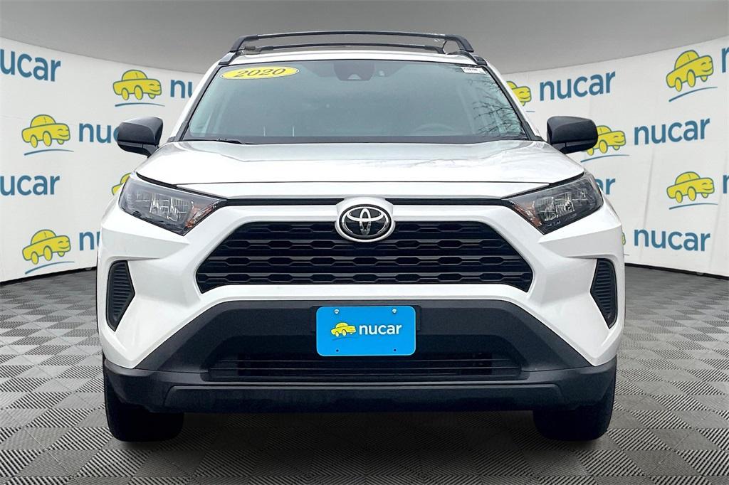 2020 Toyota RAV4 LE - Photo 2