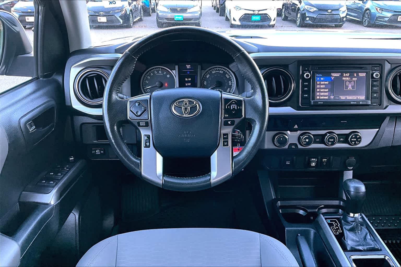 2018 Toyota Tacoma SR5 Double Cab 5 Bed V6 4x4 AT - Photo 17