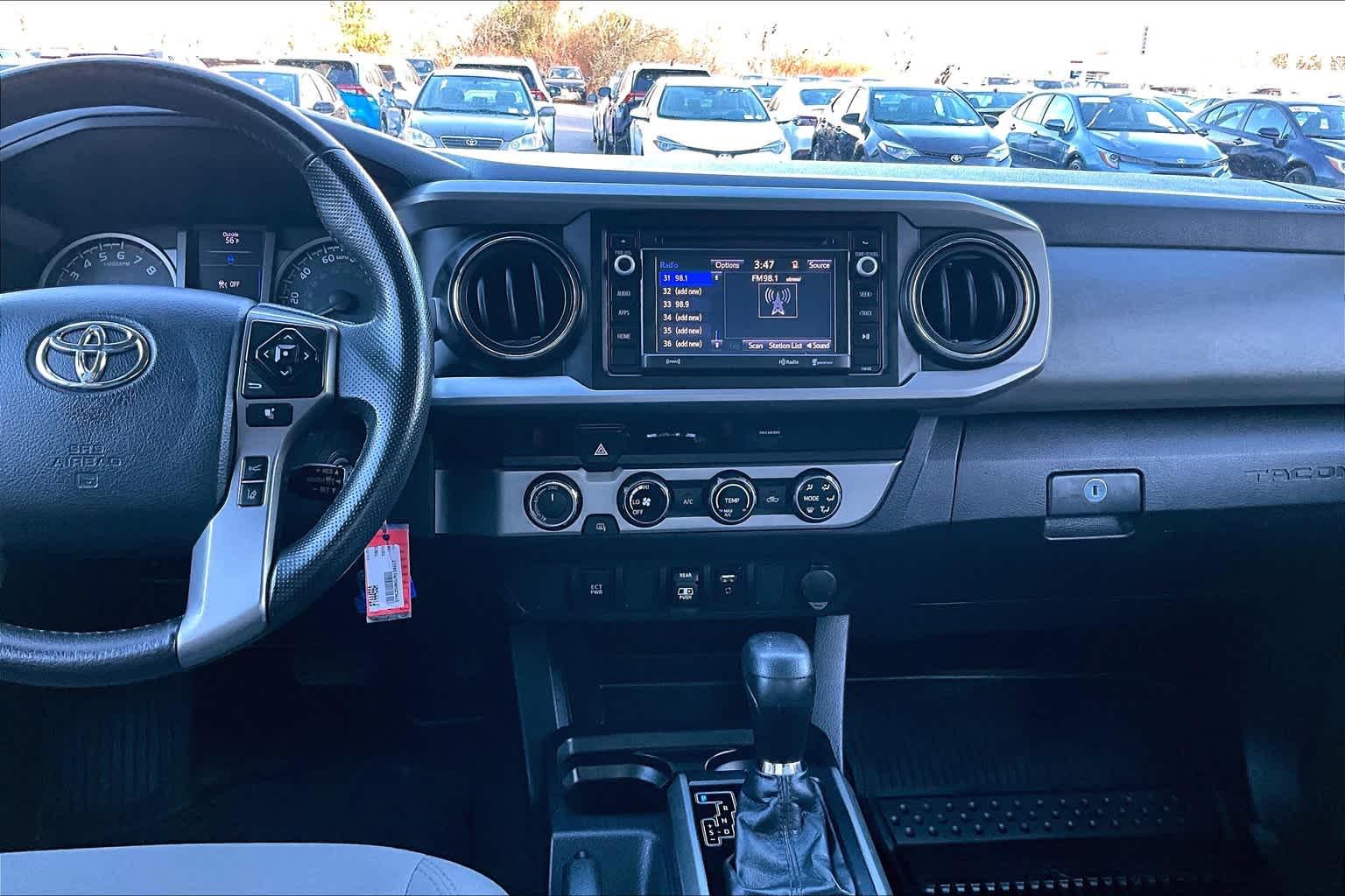 2018 Toyota Tacoma SR5 Double Cab 5 Bed V6 4x4 AT - Photo 18