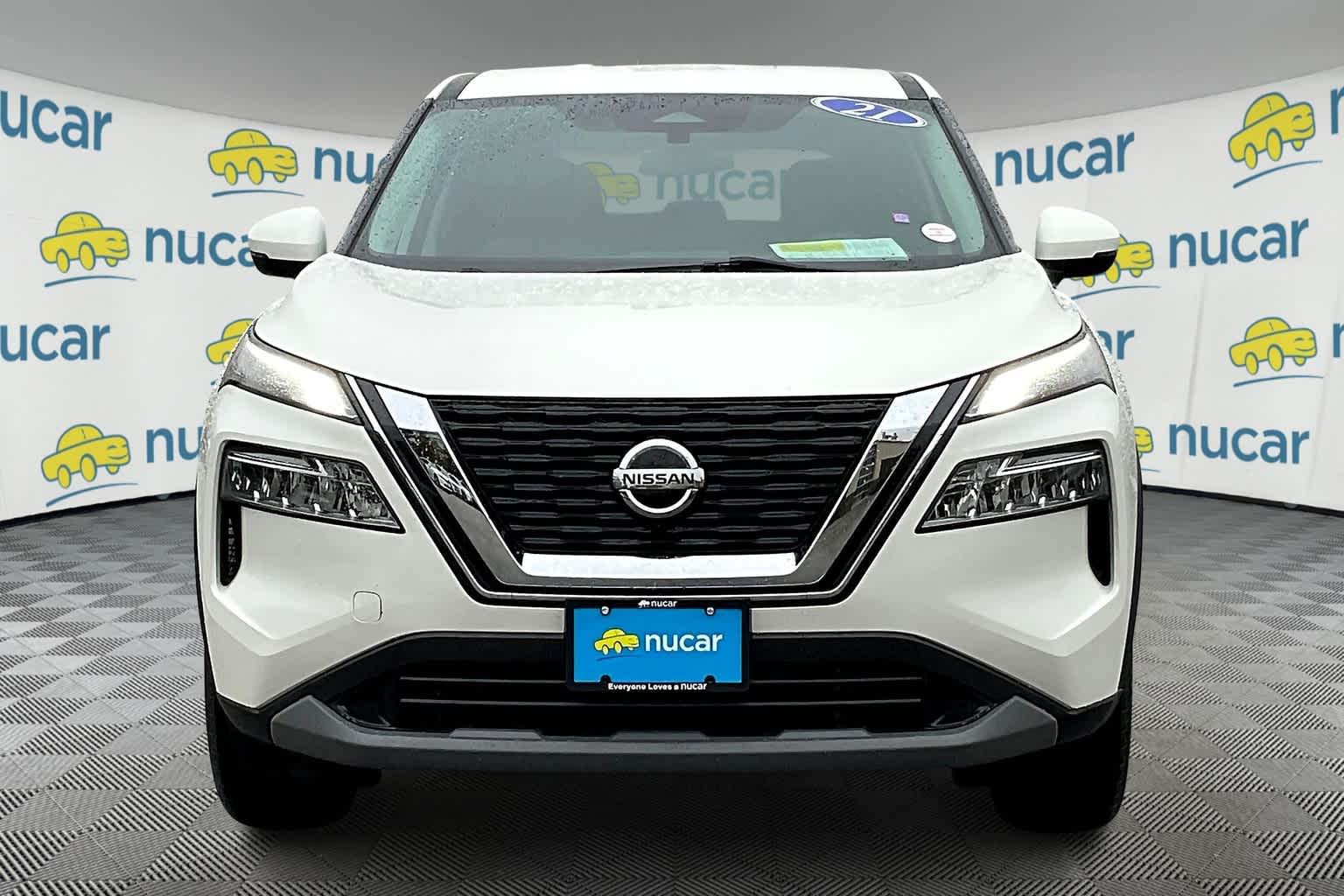 2021 Nissan Rogue SV - Photo 2