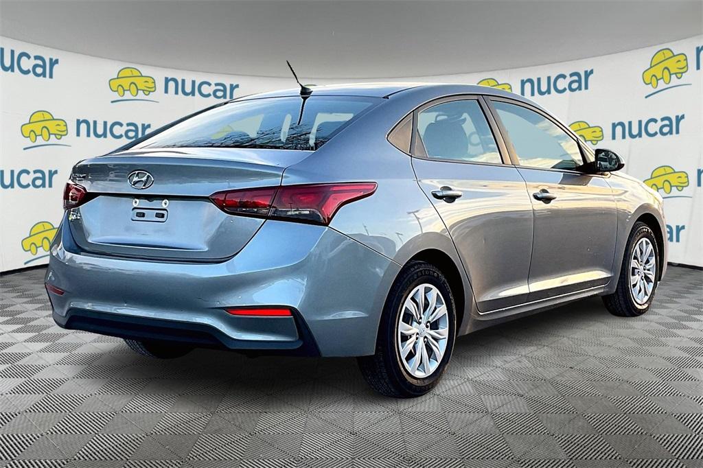 2021 Hyundai Accent SE - Photo 6