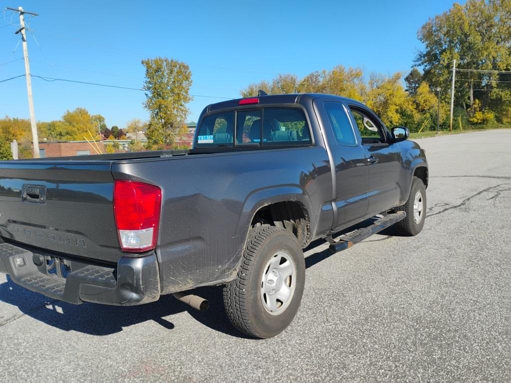 2017 Toyota Tacoma SR5 - Photo 5