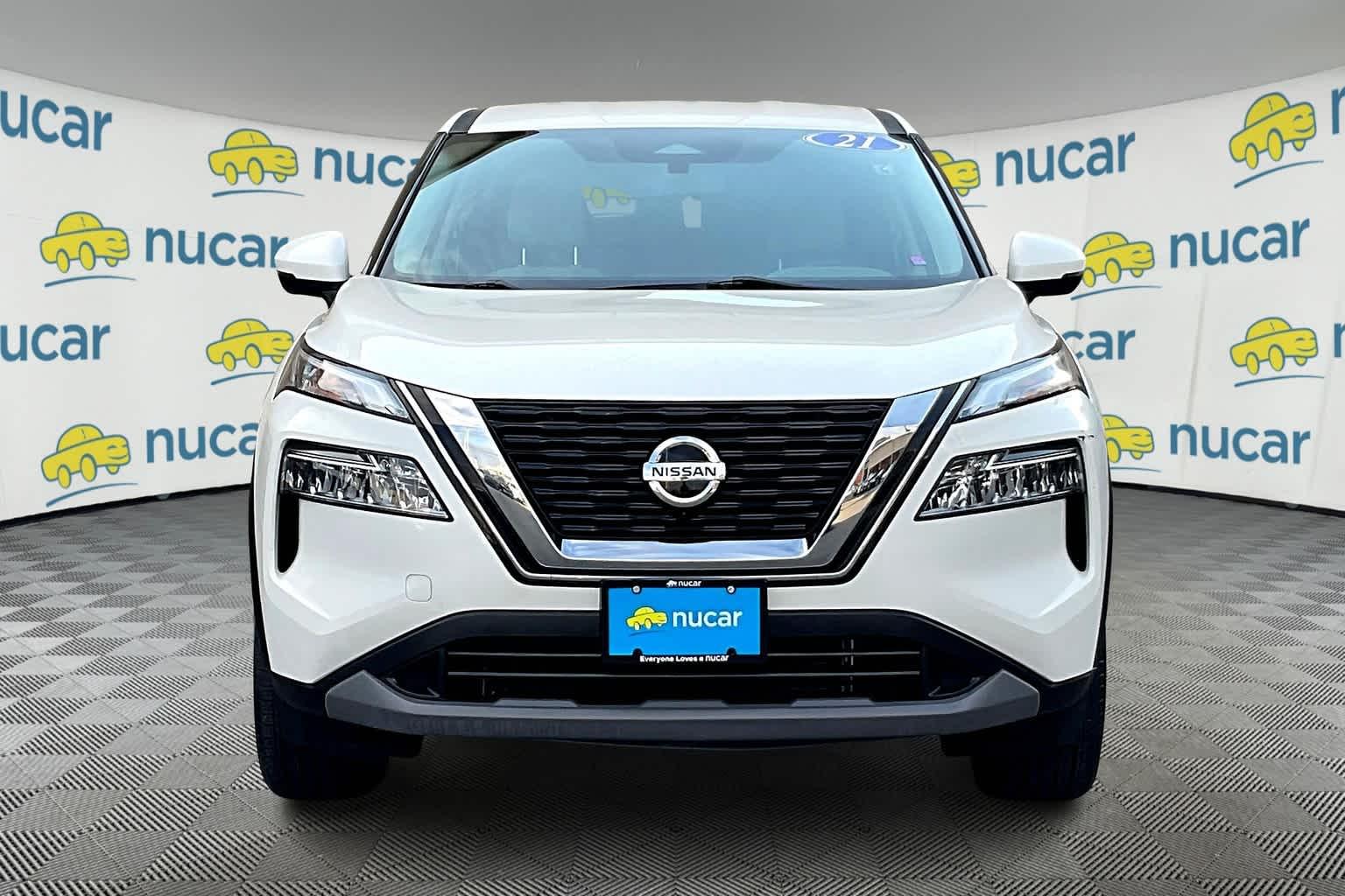 2021 Nissan Rogue SV - Photo 2