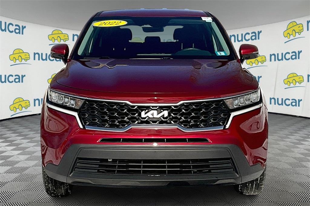 2022 Kia Sorento LX - Photo 2