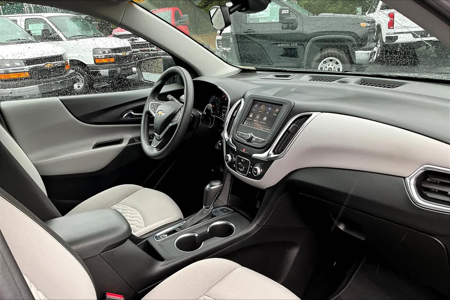 2021 Chevrolet Equinox LS - Photo 21