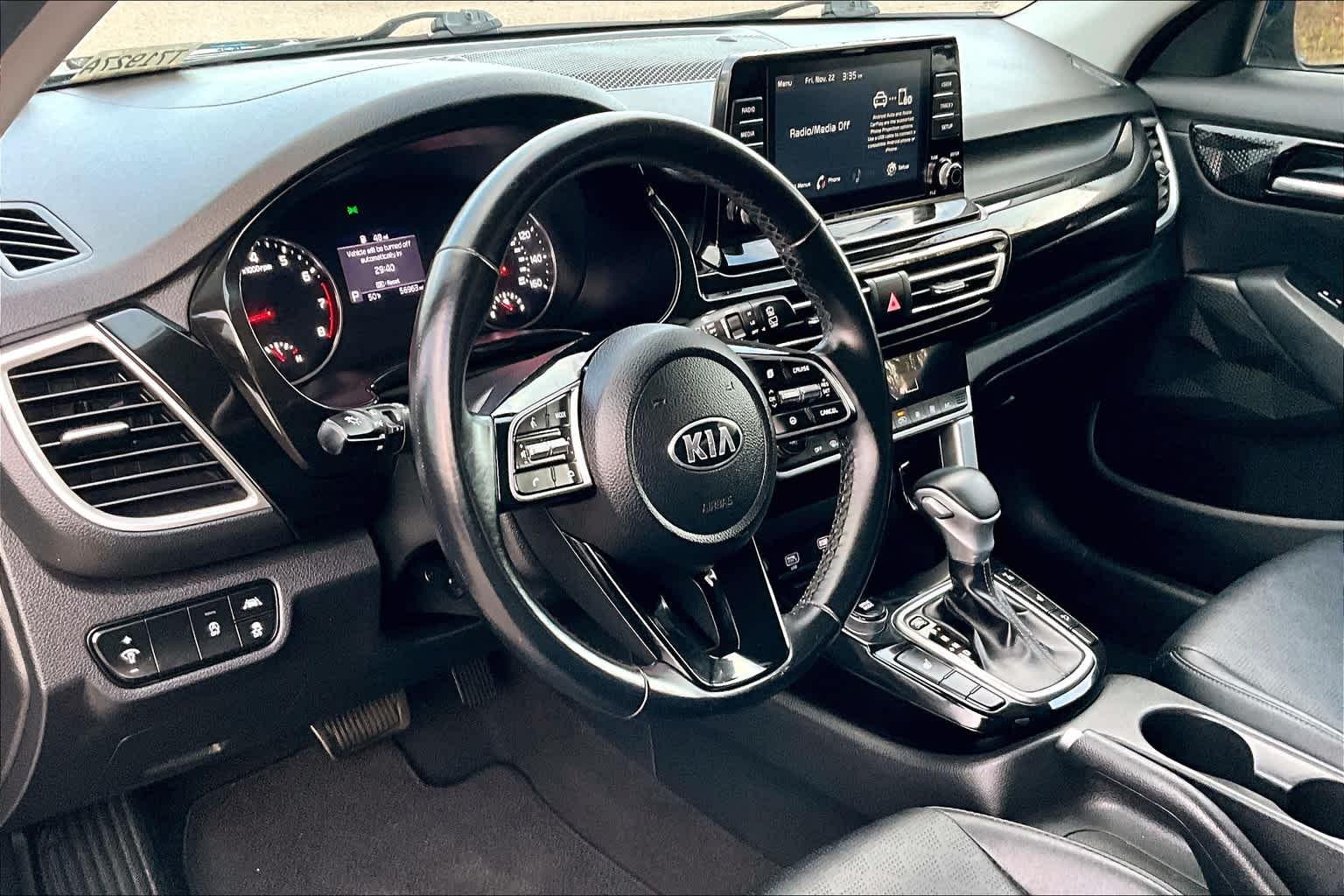 2021 Kia Seltos EX - Photo 8