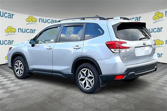 2021 Subaru Forester Premium - Photo 2