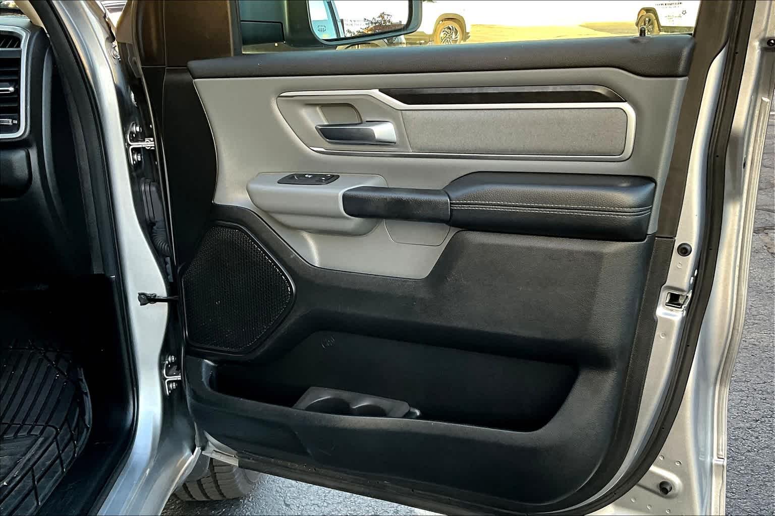 2019 Ram 1500 Big Horn/Lone Star 4x4 Crew Cab 57 Box - Photo 12