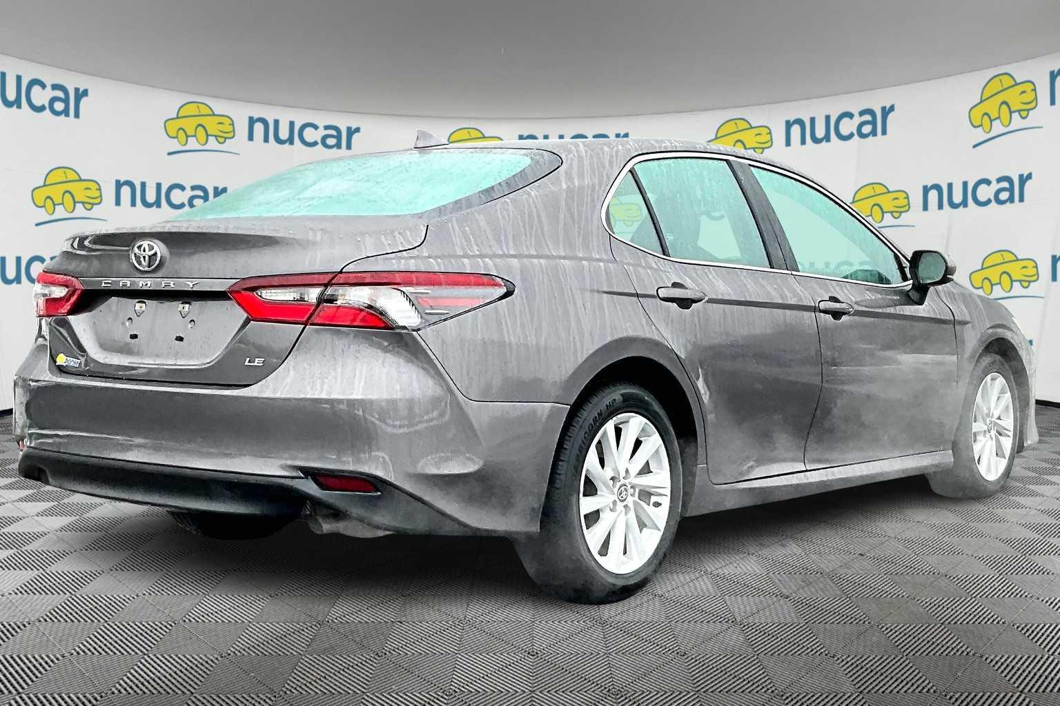 2022 Toyota Camry LE - Photo 6