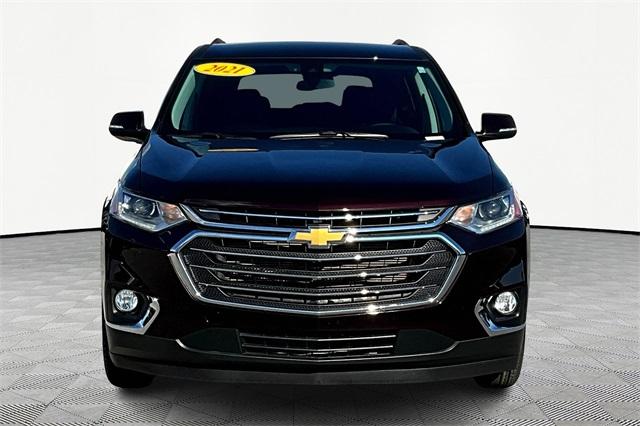 2021 Chevrolet Traverse LT - Photo 2