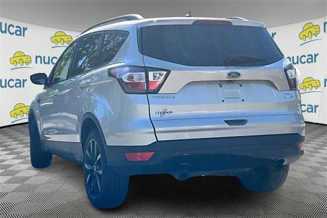 2018 Ford Escape SE - Photo 2