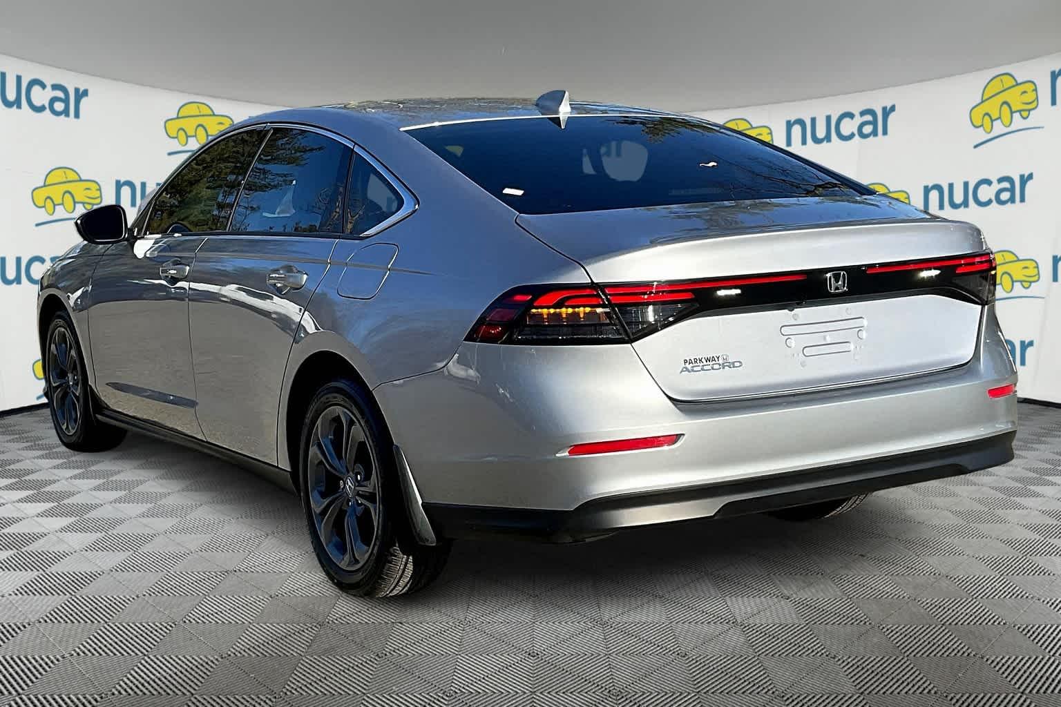 2023 Honda Accord EX - Photo 4