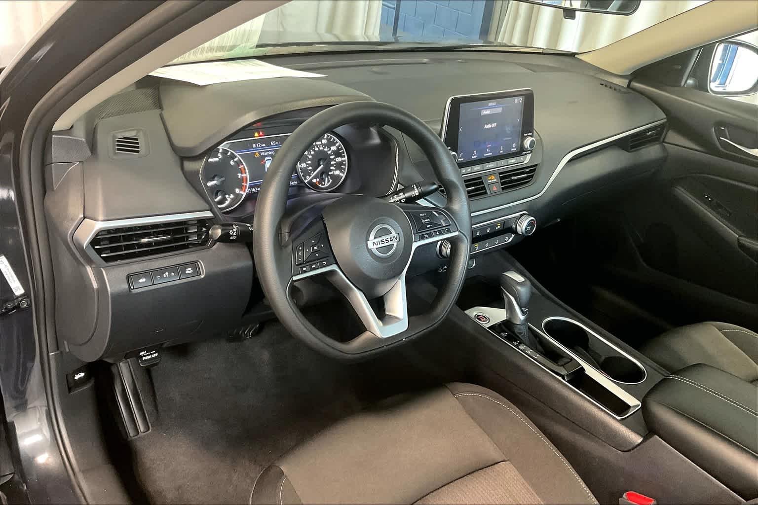 2022 Nissan Altima 2.5 SV - Photo 8