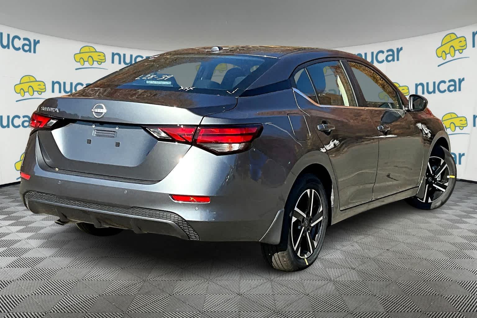 2025 Nissan Sentra SV - Photo 6