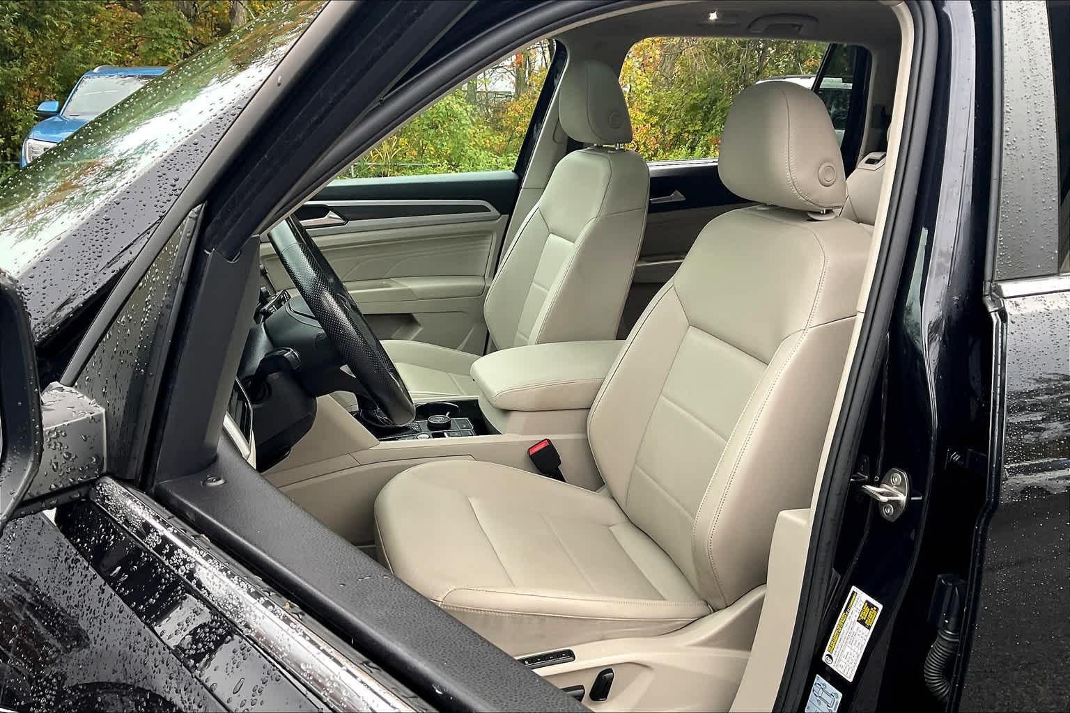 2021 Volkswagen Atlas 3.6L V6 SEL R-Line - Photo 10