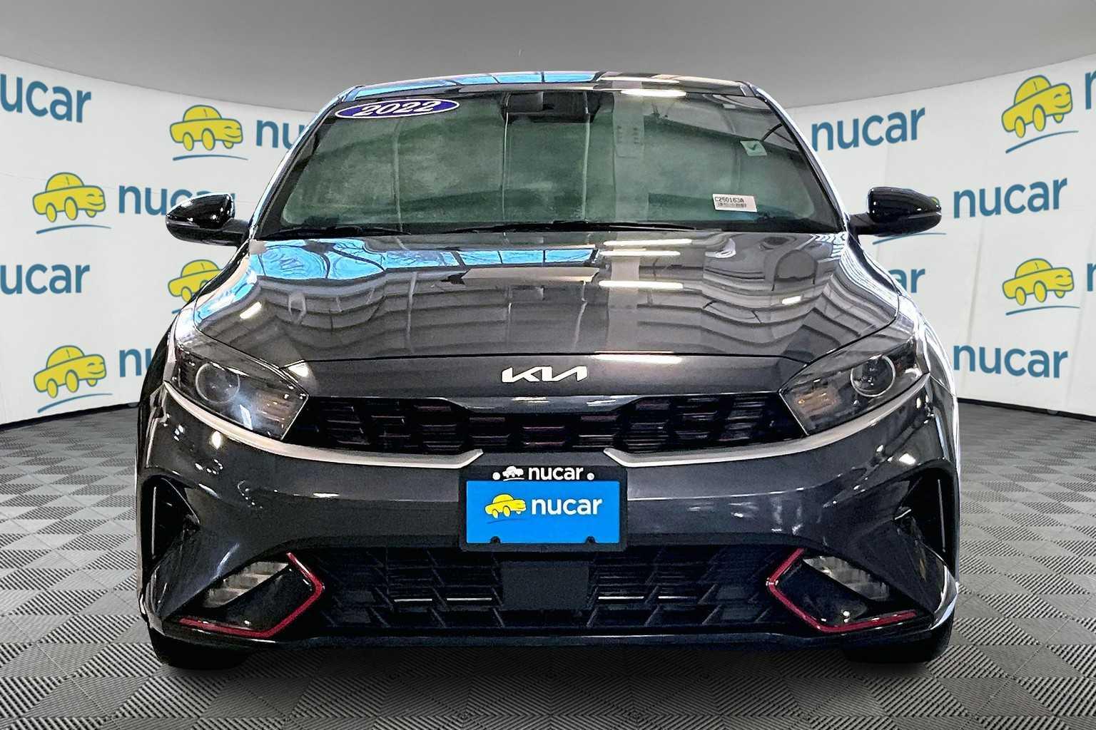 2022 Kia Forte GT-Line - Photo 2