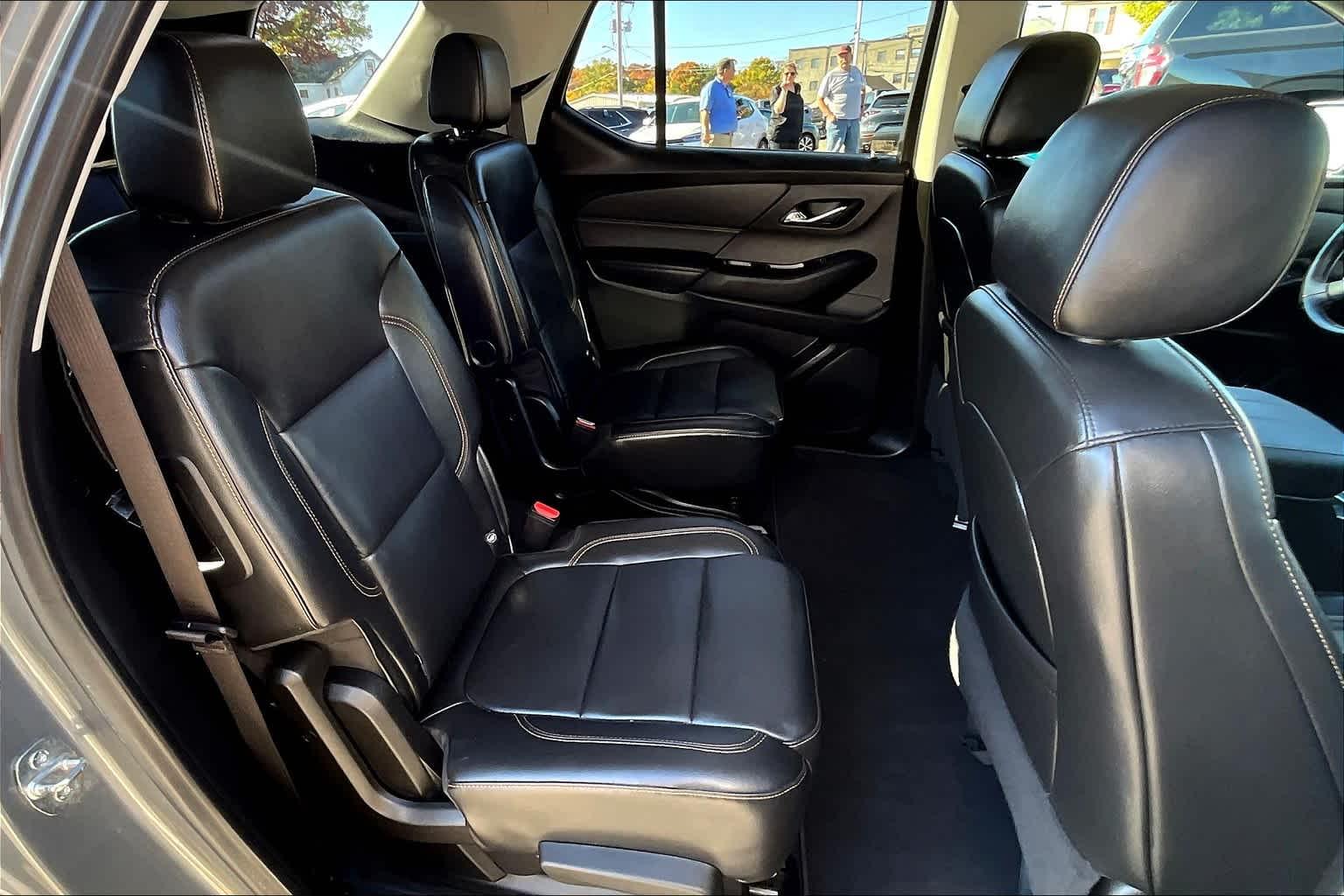 2021 Chevrolet Traverse LT Leather - Photo 16