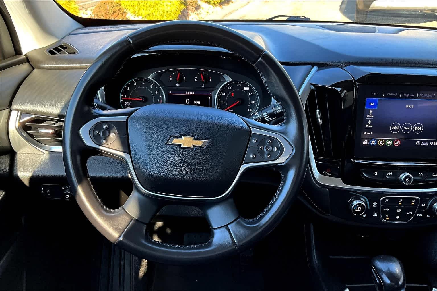 2021 Chevrolet Traverse LT Leather - Photo 18