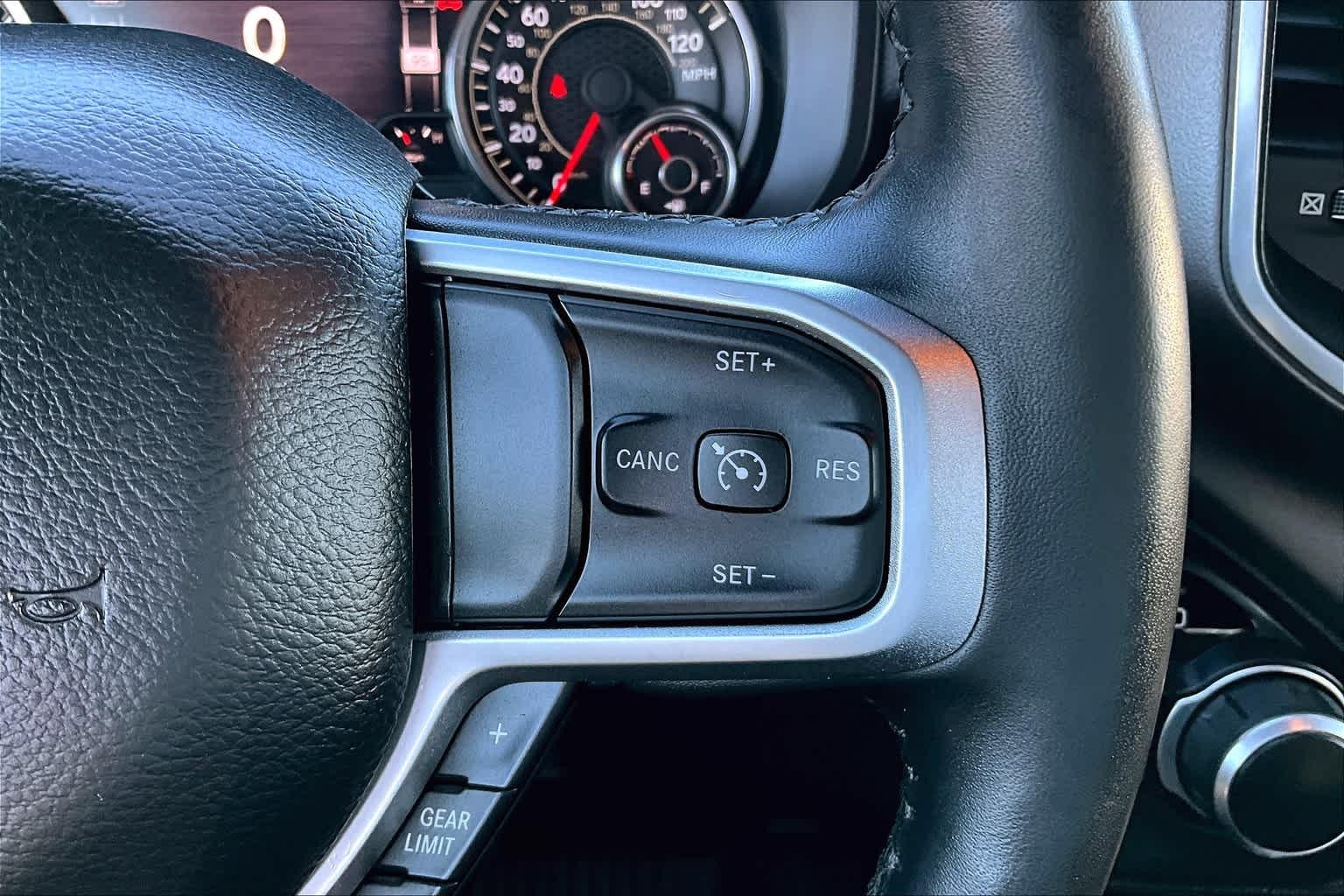 2019 Ram 1500 Big Horn/Lone Star 4x4 Quad Cab 64 Box - Photo 24