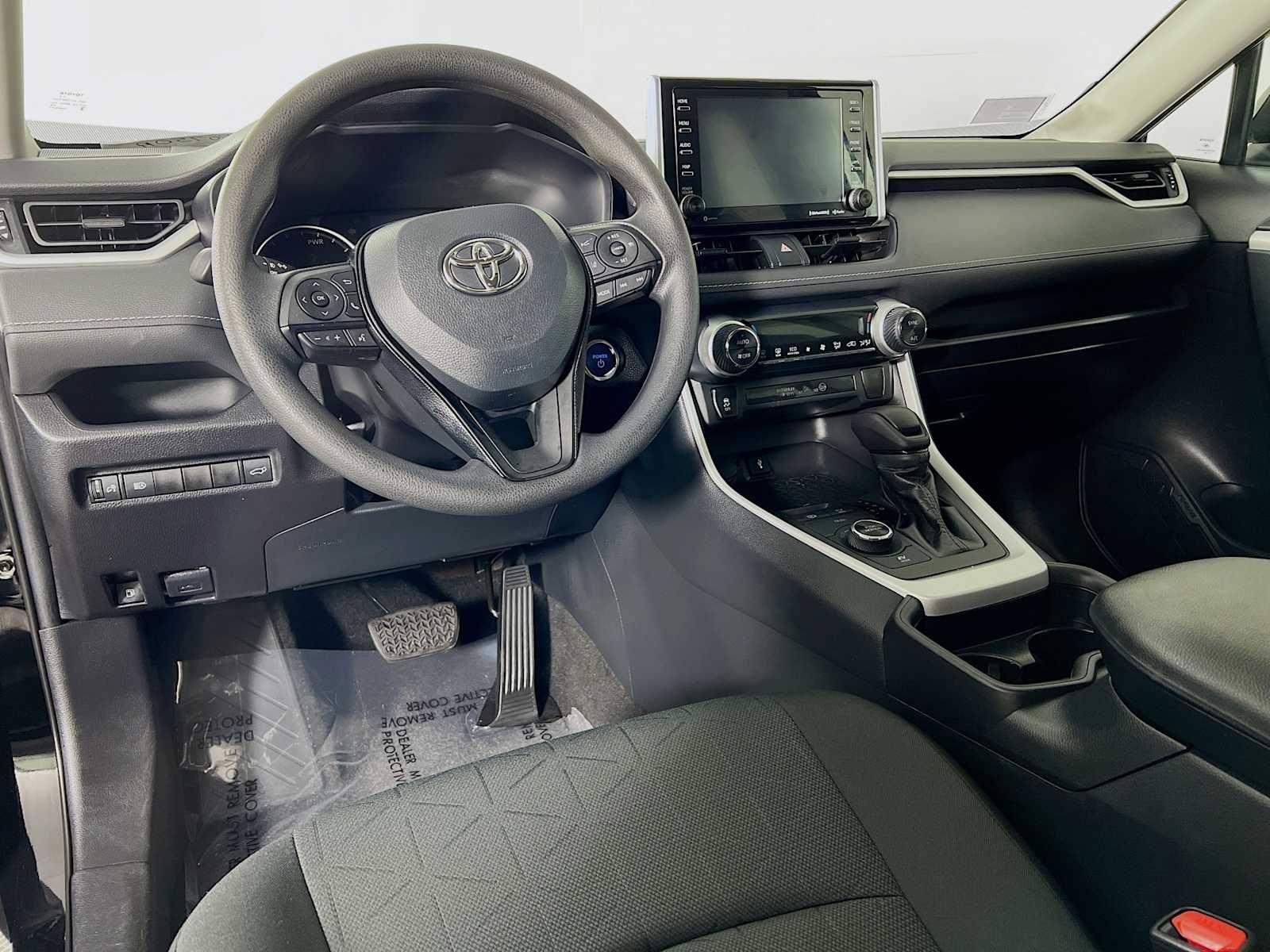 2021 Toyota RAV4 Hybrid XLE - Photo 9