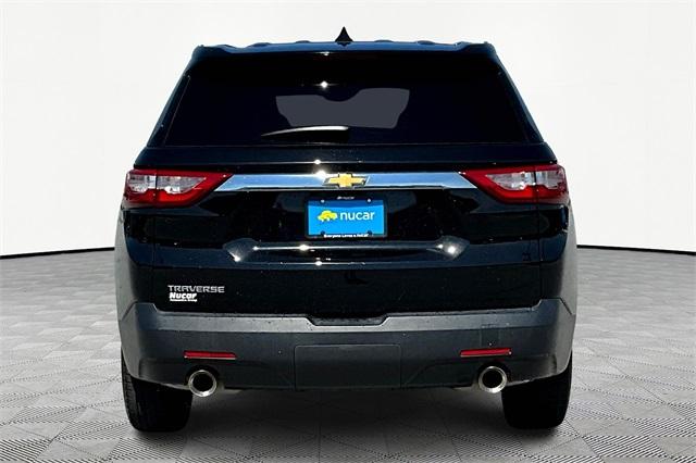 2018 Chevrolet Traverse LS - Photo 5