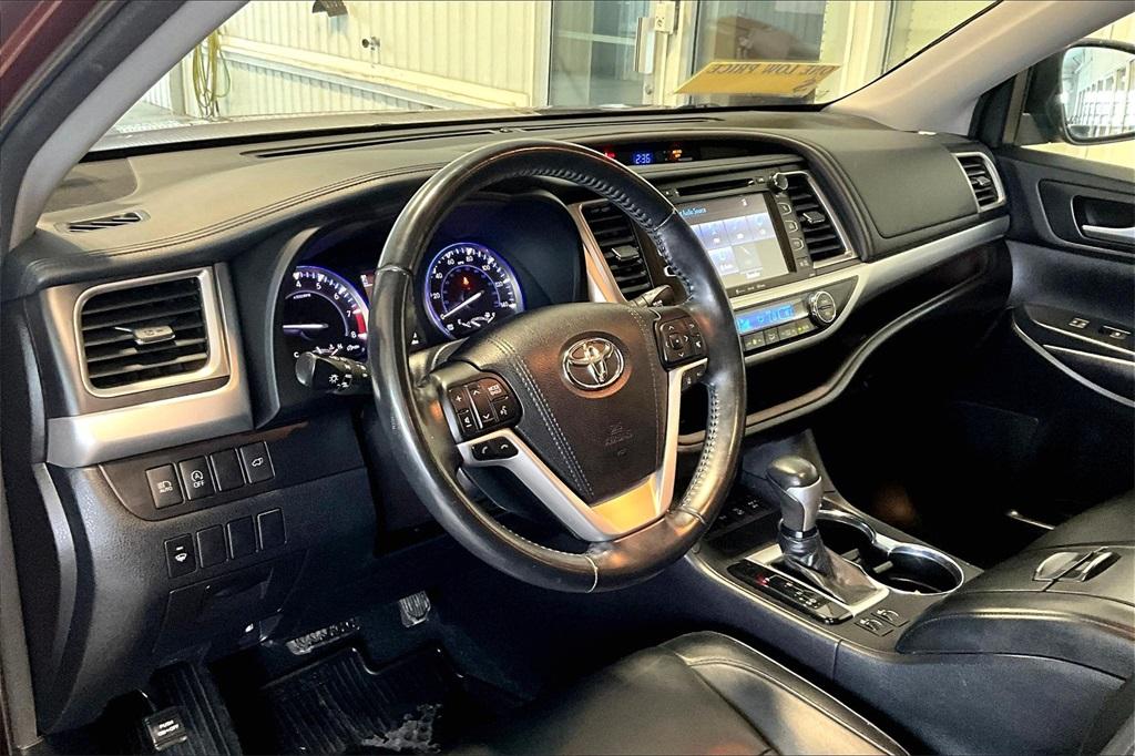 2018 Toyota Highlander XLE - Photo 8