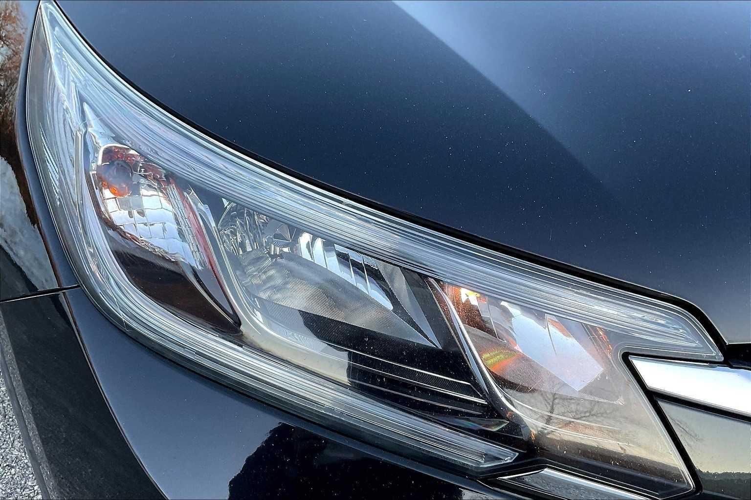 2016 Honda CR-V LX - Photo 30