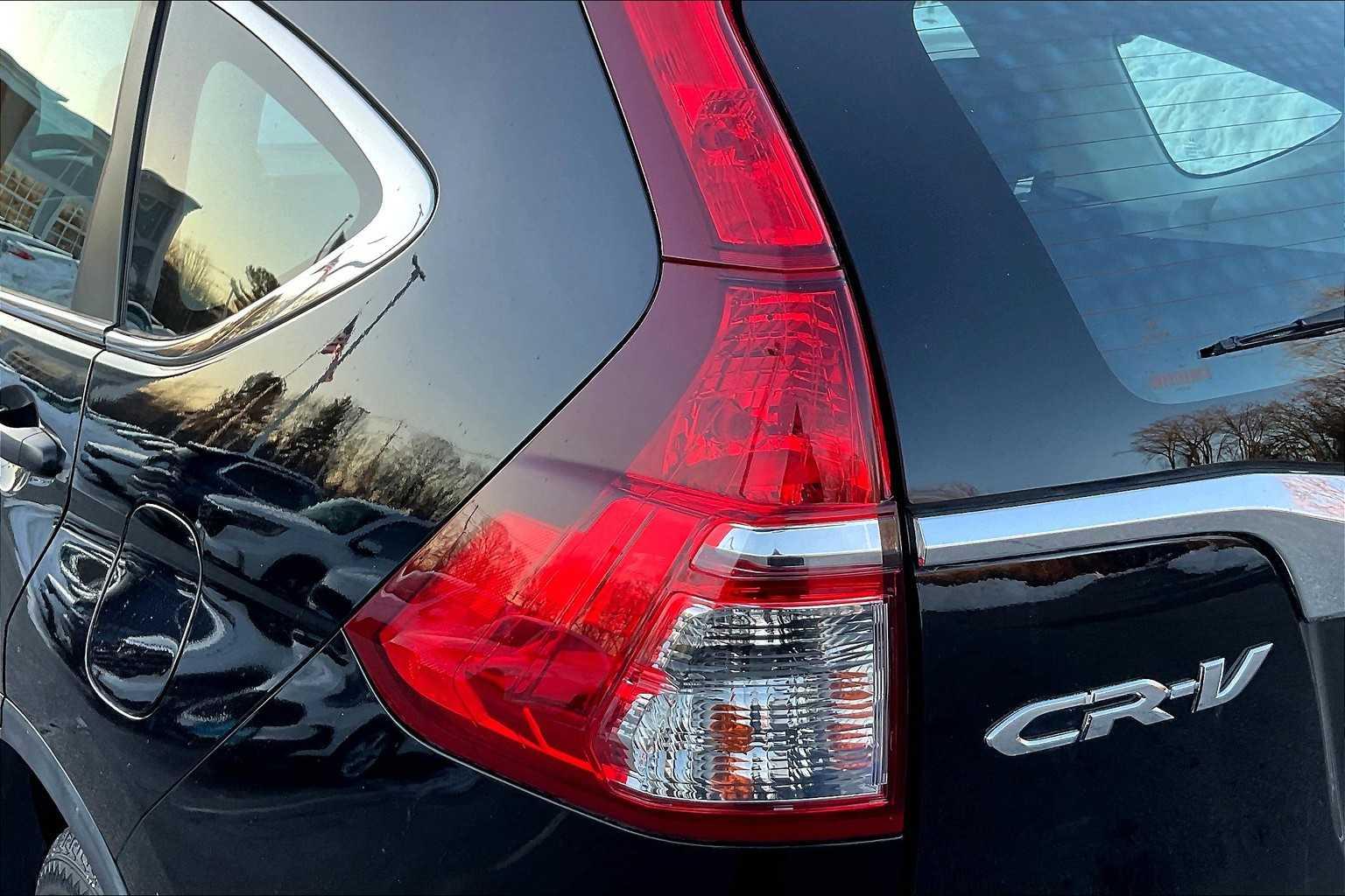 2016 Honda CR-V LX - Photo 31