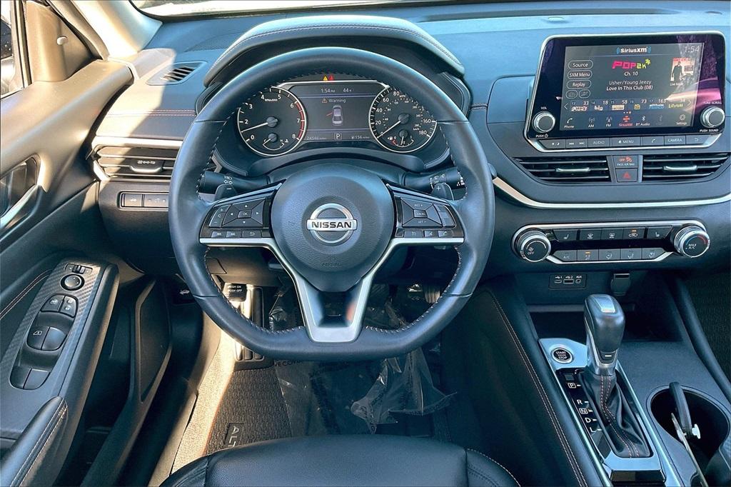 2021 Nissan Altima 2.0 SR - Photo 16