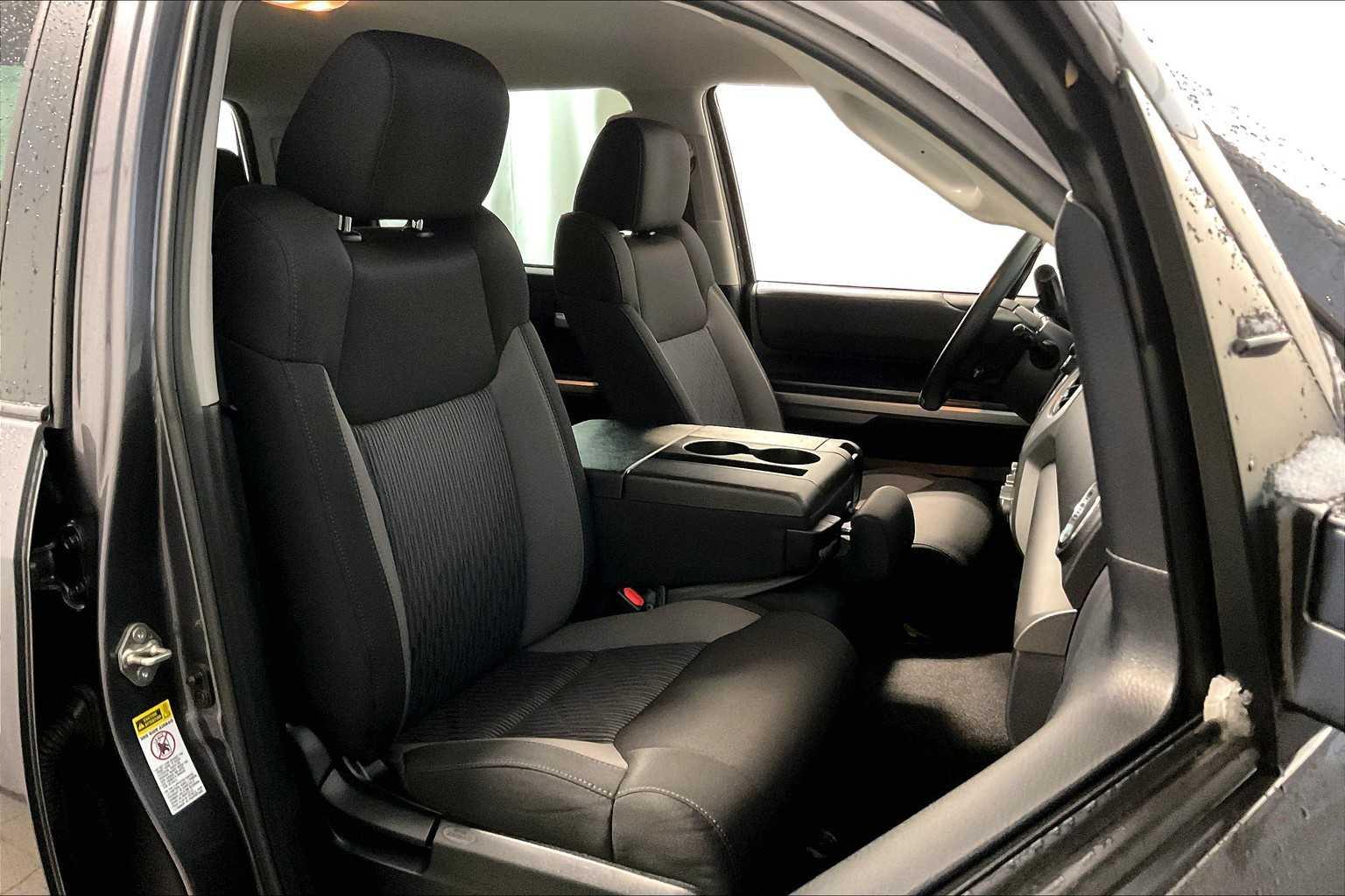 2017 Toyota Tundra SR5 - Photo 11