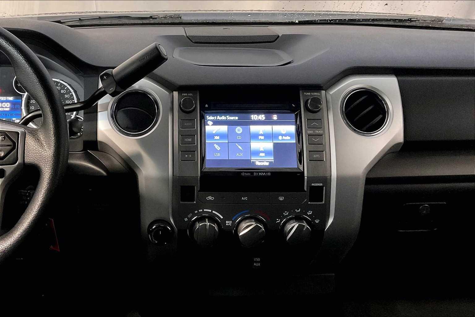 2017 Toyota Tundra SR5 - Photo 18